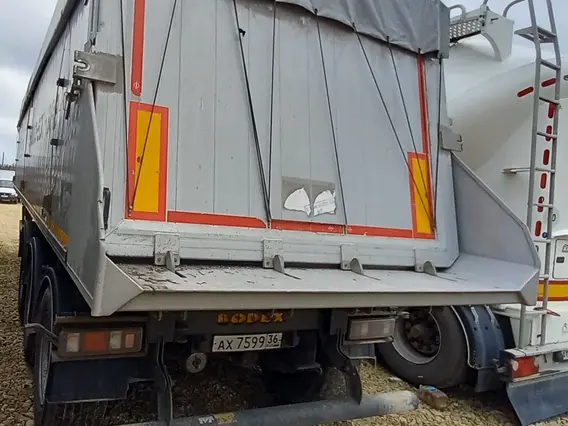 Самосвальный полуприцеп Bodex KIS 3WA1 2022 года б/у фото 5