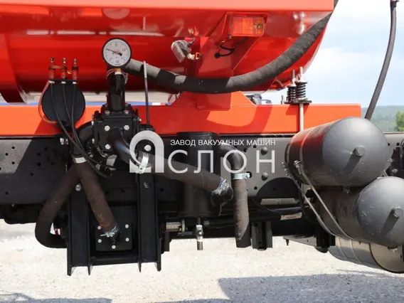 Нефтевоз Камаз 43253 б/у фото 6