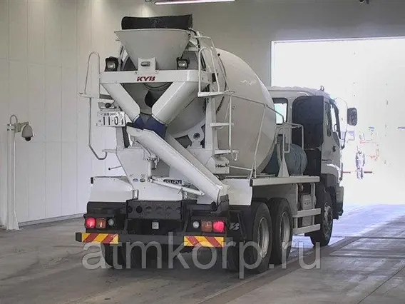 Бетоносмеситель Isuzu Giga б/у фото 2