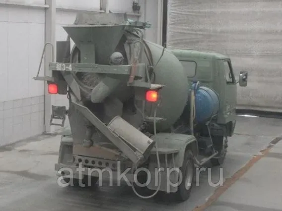 Бетоносмеситель Isuzu Forward  б/у фото 3