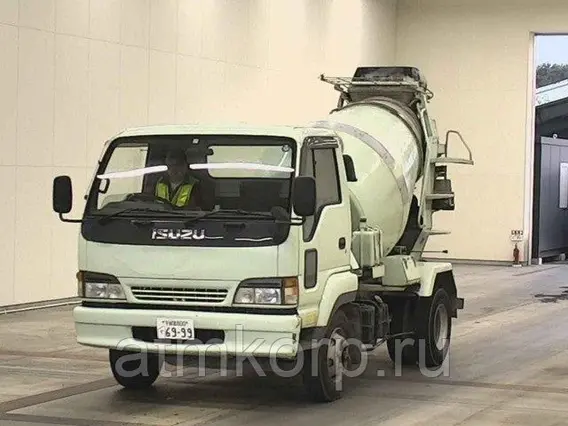 Бетоносмеситель Isuzu Forward  б/у