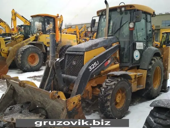 Экскаватор-погрузчик John Deere 325 2012 года б/у
