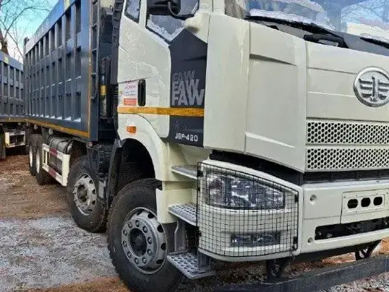 Самосвал FAW J6 2023 года б/у фото 2