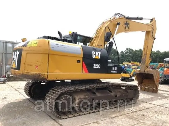 Экскаватор Caterpillar 320 б/у фото 2