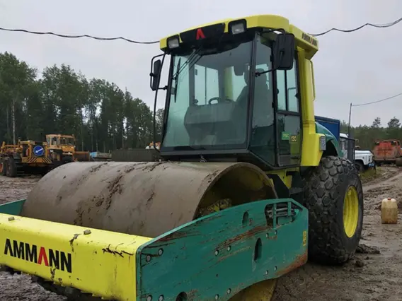 Дорожный каток Ammann ASC 130D 2016 года б/у фото 2