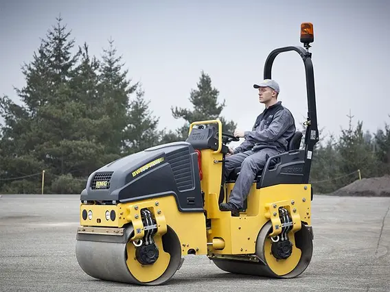 Дорожный каток Bomag BW  б/у фото 2