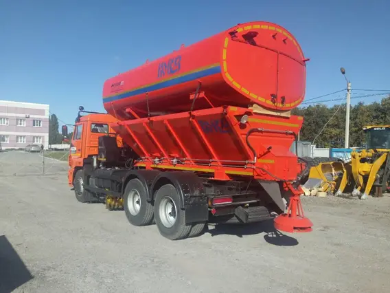 Дорожно-уборочный автомобиль Камаз 65115 2020 года новый