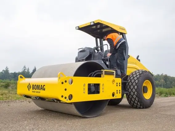 Дорожный каток Bomag BW  б/у фото 3