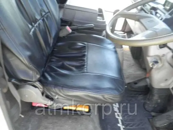 Бортовой Isuzu Forward  б/у фото 8