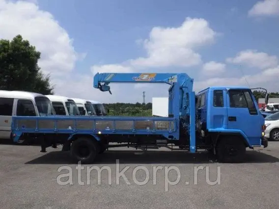 Бортовой Isuzu Forward  б/у
