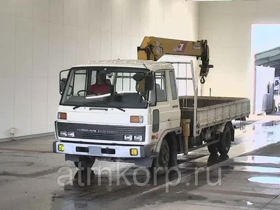 Бортовой Nissan Diesel Condor б/у