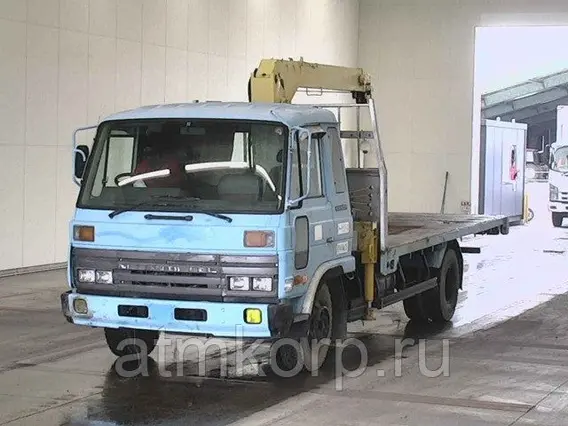 Бортовой Nissan Truck б/у