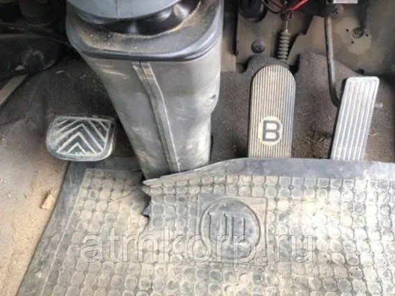 Бортовой Nissan Truck б/у фото 5