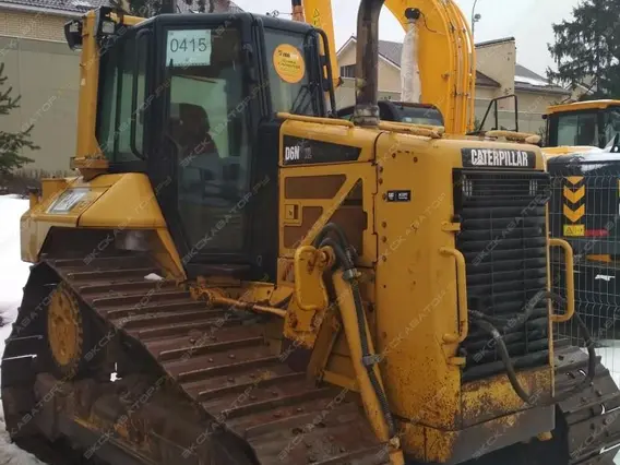 Бульдозер Caterpillar D6 2011 года б/у