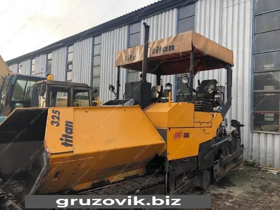 Асфальтоукладчик ABG Titan 325 2004 года б/у