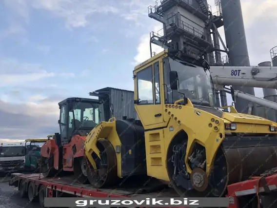Дорожный каток Bomag BW 2018 года б/у