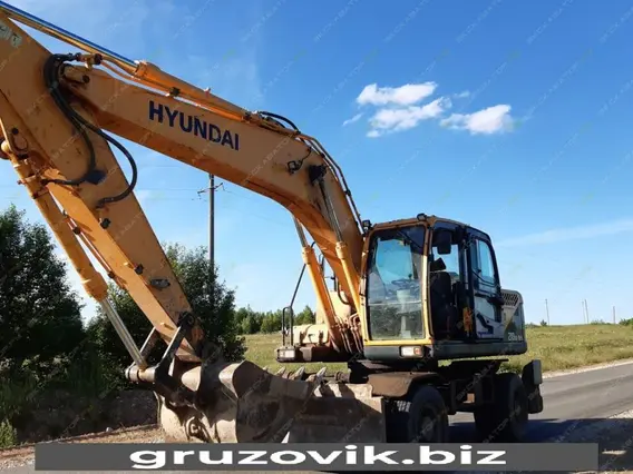 Экскаватор Hyundai R210 2012 года б/у