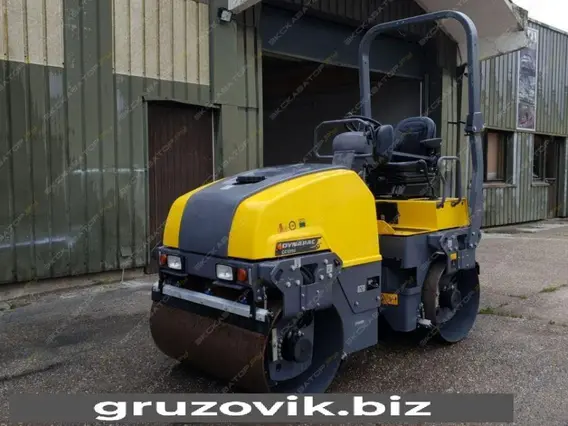 Дорожный каток Dynapac CC1200 2016 года б/у