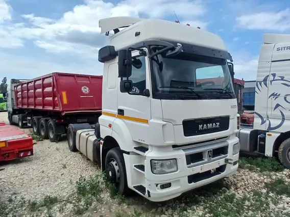 Седельный тягач Камаз 5490 2018 года б/у
