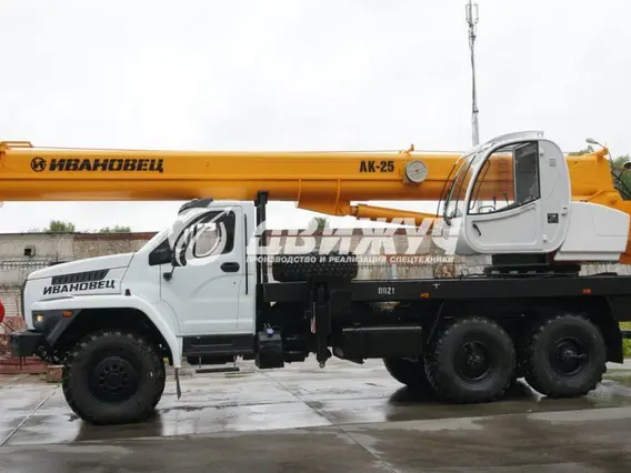 Автокран Урал 4320 NEXT  б/у