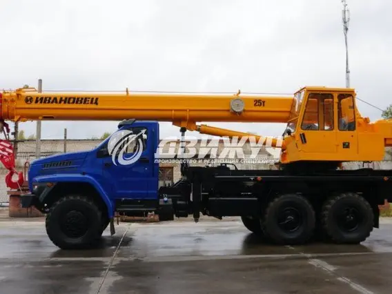 Автокран Урал 4320 NEXT  б/у