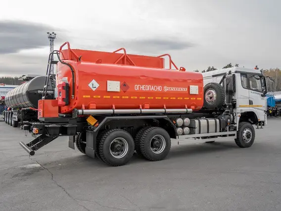 Автотопливозаправщик Shacman SX32586V385 2025 года новый фото 3