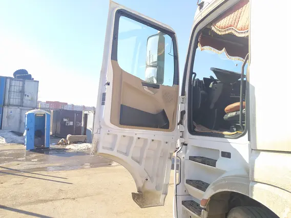 Седельный тягач Mercedes-Benz Actros 2023 года б/у фото 9