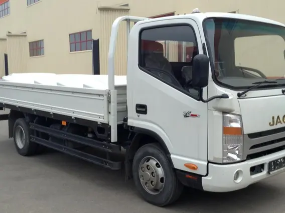 Бортовой JAC N75 2020 года новый