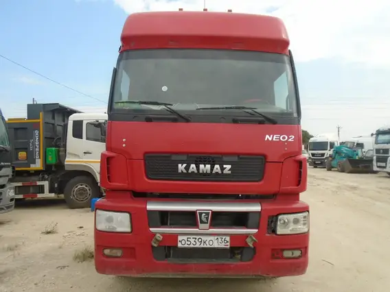 Седельный тягач Камаз 5490 2022 года б/у фото 2