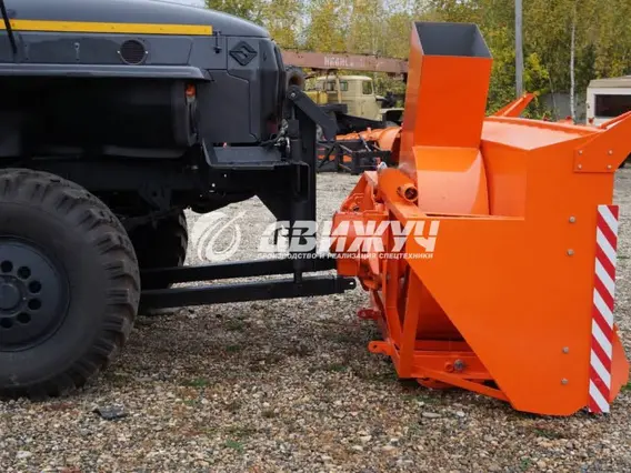 Дорожно-уборочный автомобиль Шнекороторный снегоочиститель двухмоторный  б/у фото 4