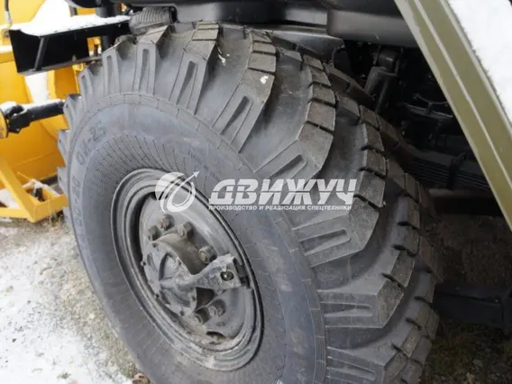 Дорожно-уборочный автомобиль Шнекороторный снегоочиститель двухмоторный (шасси конверсионное)  б/у фото 9