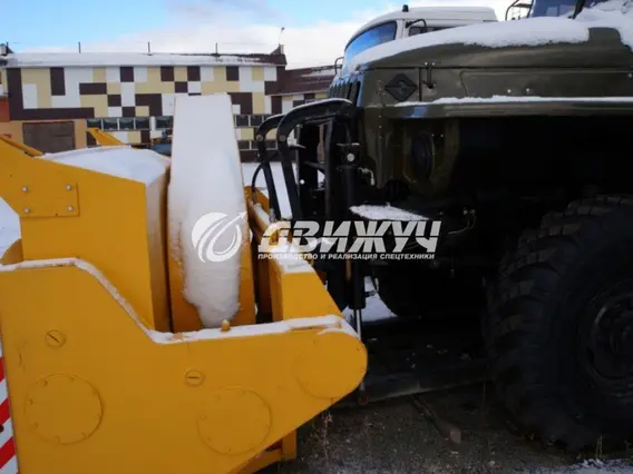 Дорожно-уборочный автомобиль Шнекороторный снегоочиститель двухмоторный (шасси конверсионное)  б/у фото 10