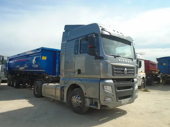 Седельный тягач SITRAK c7h 2023 года б/у