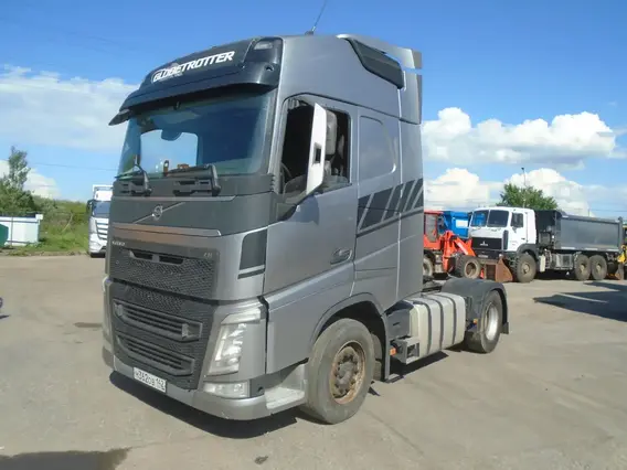 Седельный тягач Volvo FH 2020 года б/у фото 4