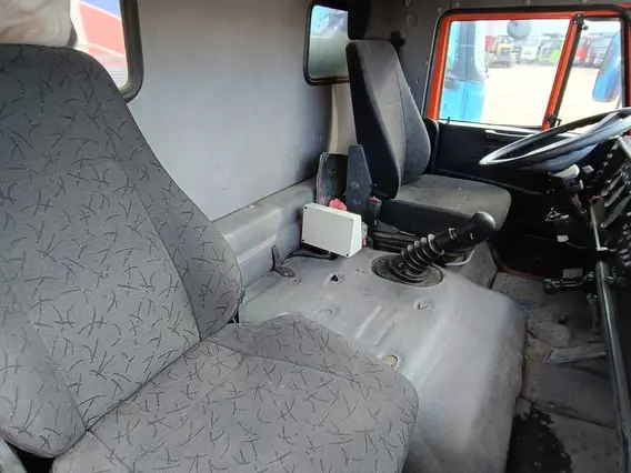 Дорожно-уборочный автомобиль Камаз 43253 2022 года б/у фото 9