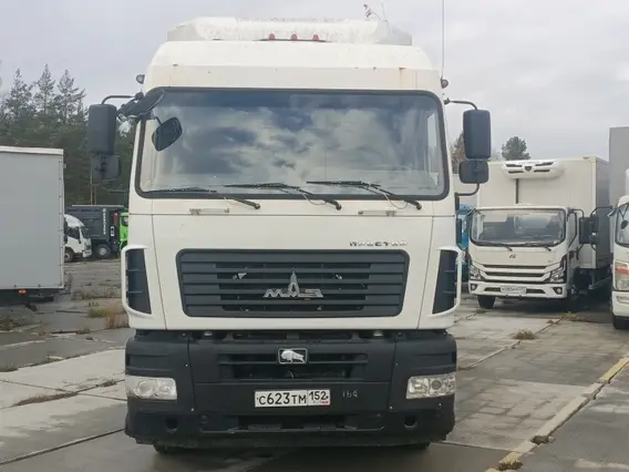Седельный тягач МАЗ 6430E8 2021 года б/у