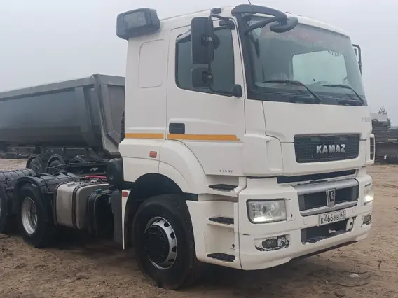 Седельный тягач Камаз 6560 2020 года б/у