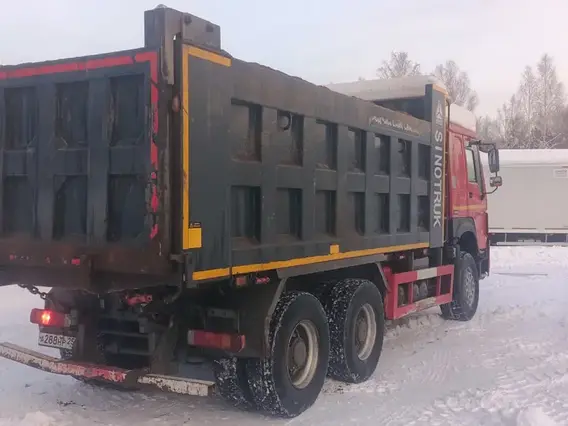 Самосвал Howo HW76 2022 года б/у фото 7