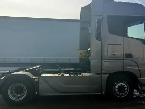 Седельный тягач Foton Auman EST A 2023 года б/у фото 9