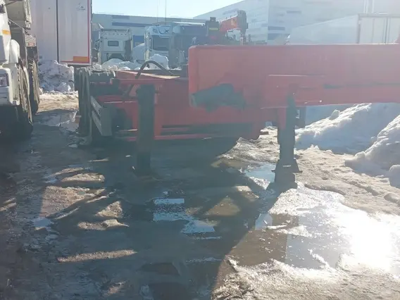 Полуприцеп-контейнеровоз Тонар 9989 2023 года б/у фото 2