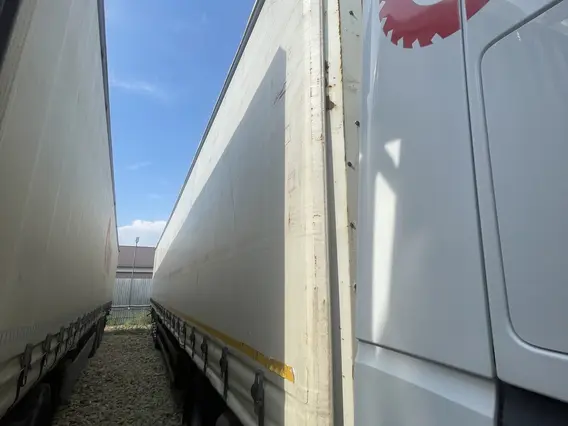 Грузовой полуприцеп общего назначения НЕФАЗ 93341 2020 года б/у фото 2