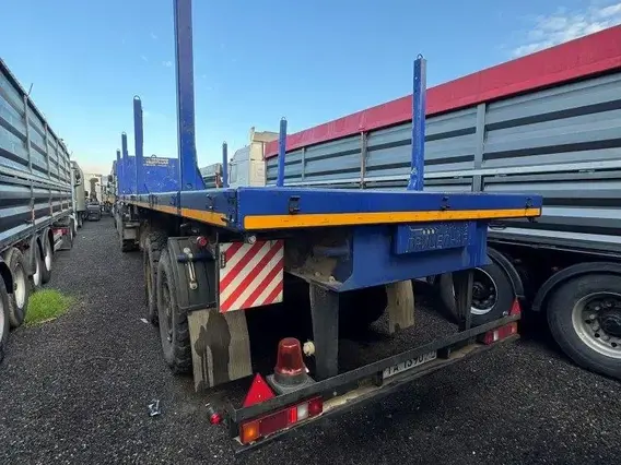 Полуприцеп-сортиментовоз УЗСТ 9180A-0000011 2022 года б/у
