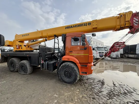 Автокран Камаз 43118 Ивановец КС-45717К 2022 года б/у фото 9