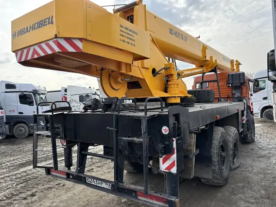 Автокран Камаз 43118 Ивановец КС-45717К 2022 года б/у фото 8