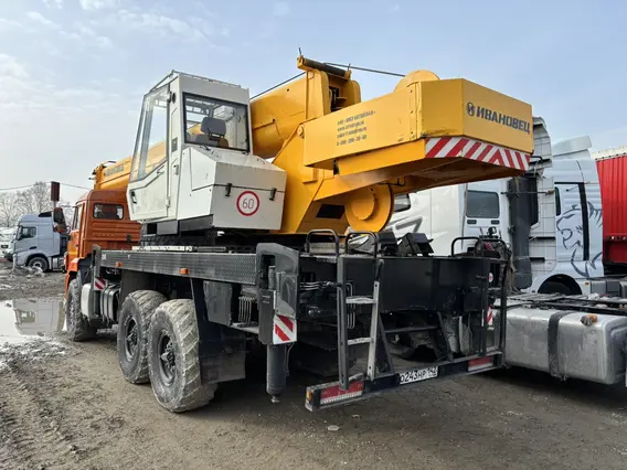 Автокран Камаз 43118 Ивановец КС-45717К 2022 года б/у фото 6