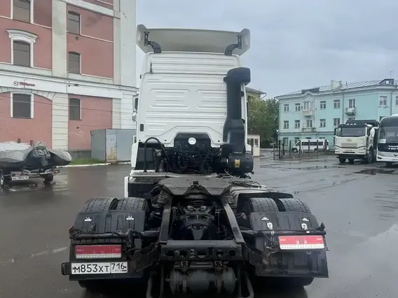 Седельный тягач Камаз 65802 2020 года б/у фото 5