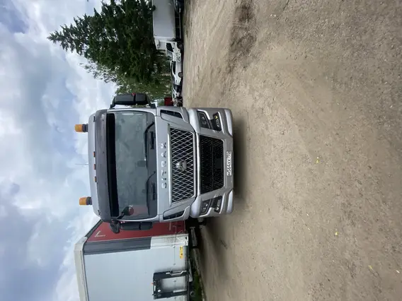 Седельный тягач SITRAK c7h 2023 года б/у фото 2