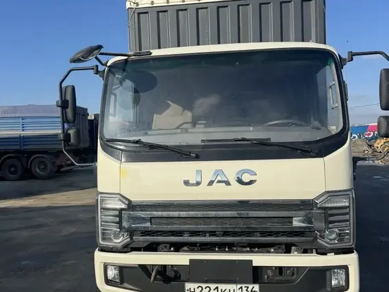 Тентованный грузовик JAC N120 2024 года б/у фото 2