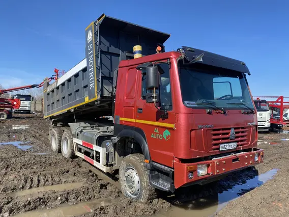 Самосвал Howo HW76 2022 года б/у