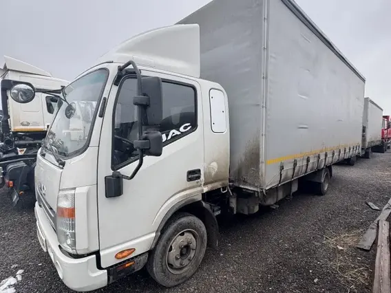 Тентованный грузовик JAC N90L 2023 года б/у фото 3